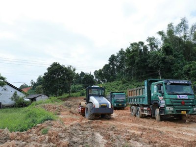 Thi công Dự án cao tốc Đồng Đăng - Trà Lĩnh. 