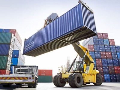 Thu thuế hàng nhập khẩu giá trị nhỏ: Tạo “sân chơi” công bằng hơn cho hàng Việt 