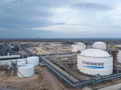 Nhà máy LNG của công ty khí đốt Cheniere Energy tại bang Texas, Mỹ. Ảnh: AFP