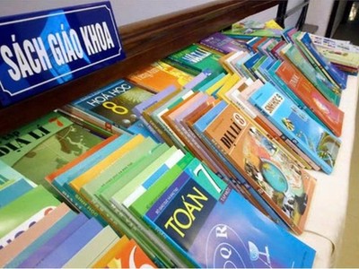 Vi phạm 4 quy định về chứng khoán, Công ty In sách giáo khoa Hòa Phát bị phạt 