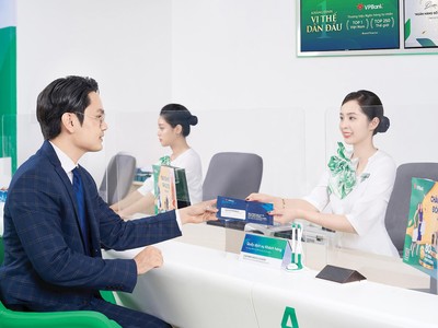 VPBank tiếp tục tập trung vào phân khúc bán lẻ, với mục tiêu tăng trưởng 30 - 40% ở mảng này trong năm 2025