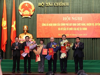 Công bố cơ cấu, chức năng, nhiệm vụ và các quyết định nhân sự Bộ Tài chính 