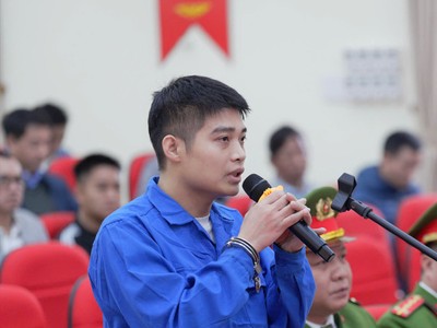 Bị cáo Phạm Ngọc Tuấn khai báo tại tòa.