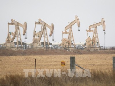 Giàn khoan dầu tại Texas, Mỹ. (Ảnh: THX/TTXVN)