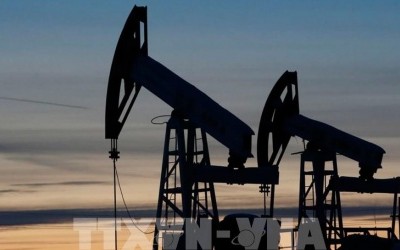 Các máy bơm dầu tại giếng dầu Imilorskoye ở Kogalym, vùng Siberi, Nga. (Ảnh: REUTERS/TTXVN)