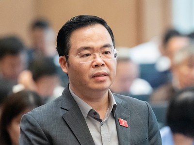 Đại biểu Trần Văn Khải phát biểu - Ảnh: PT. 