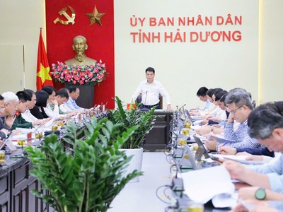 Ông Lê Ngọc Châu, Chủ tịch UBND tỉnh Hải Dương chủ trì hội nghị​