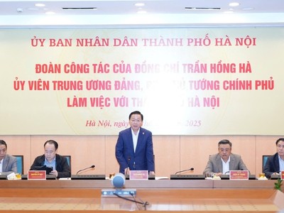 Phó Thủ tướng Chính phủ Trần Hồng Hà phát biểu tại buổi làm việc với UBND TP. Hà Nội.