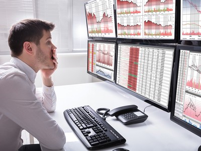 Bài học từ quá khứ là điều mà Phố Wall đang lo ngại đối với nhóm cổ phiếu công nghệ