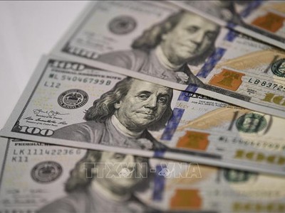 Những yếu tố hưởng lợi từ việc đồng đô la suy yếu