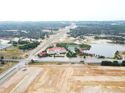 Khu vực cồn cát phía Đông xã Cam Thuỷ, huyện Lệ Thuỷ, tỉnh Quảng Bình, nơi dự án được quy hoạch thực hiện. Ảnh: Ngọc Tân 