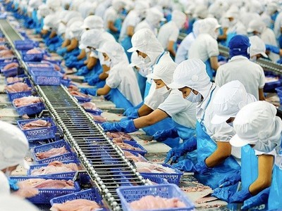 Người dân, doanh nghiệp thủy sản Việt Nam cần bình tĩnh, tránh tâm lý lo sợ ảnh hưởng đến sản xuất.