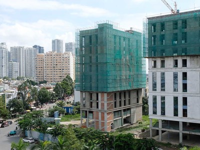 Việc giao Sở Xây dựng là cơ quan chủ trì tham mưu việc chấp thuận chủ trương đầu tư thì sẽ tạo điều kiện thuận lợi trong việc quản lý toàn bộ quy trình thực hiện dự án nhà ở trên địa bàn TP.HCM. Ảnh: Trọng Tín.