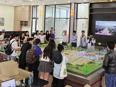 Long An thu hút nhiều dự án bất động sản lớn nhờ giá đất cạnh tranh, vị trí thuận lợi để kết nối với TP.HCM, các tỉnh Đông Nam bộ và Tây Nam bộ 