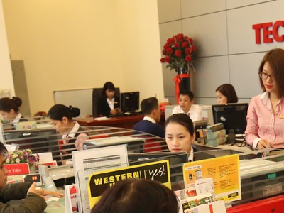 Tỷ lệ chi phí trên doanh thu của Techcombank duy trì dưới 30% nhờ đẩy mạnh số hóa 