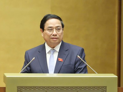 Thủ tướng Phạm Minh Chính trình bày báo cáo - Ảnh: Duy Linh 