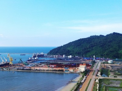 Cảng Chân Mây tại Khu kinh tế Chân Mây - Lăng Cô, TP. Huế. Ảnh: Ngọc Tân