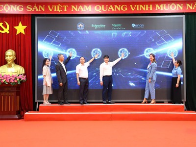 Đại diện các bên công bố khởi động dự án