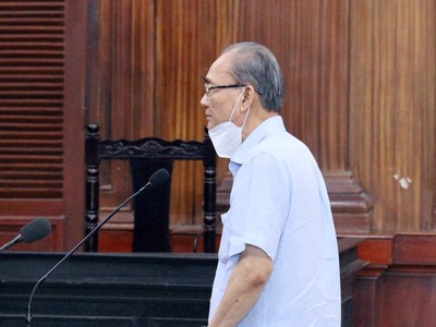 Bị cáo Trương Thanh Phong, cựu Phó tổng giám đốc Vinafood II tại toà.