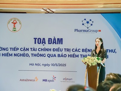Bà Nguyễn Thùy Linh, Phó tổng giám đốc MB Ageas Life phát biểu tại Tọa đàm