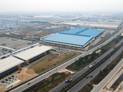 Cả khách hàng cũ và mới tại các khu công nghiệp đang có tâm lý thận trọng về thời hạn thuê đất do sự chưa rõ ràng liên quan đến thuế đối ứng 