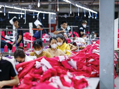 Nhiều doanh nghiệp, trong đó có dệt may, đã tận dụng tốt ưu đãi từ các FTA để gia tăng xuất khẩu. Ảnh: Đức Thanh 