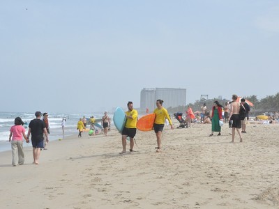 Khách du lịch quốc tế tăng cao trong 4 tháng đầu năm 2025.