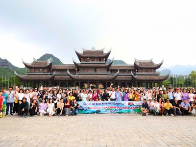 Đoàn famtrip khảo sát các sản phẩm mới tại Khu du lịch quốc gia Tam Chúc.