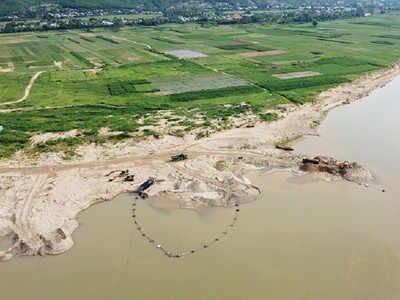 Giá cát 800.000 đồng/m3 cũng không có nguồn cung: Chủ tịch Quảng Nam chỉ đạo “nóng” 