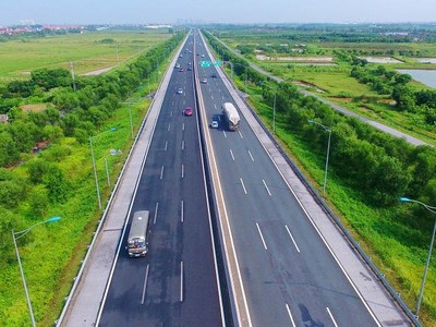 Lập Tổ công tác kiểm tra việc lựa chọn nhà thầu xây dựng đường cao tốc đoạn qua tỉnh Bình Phước 