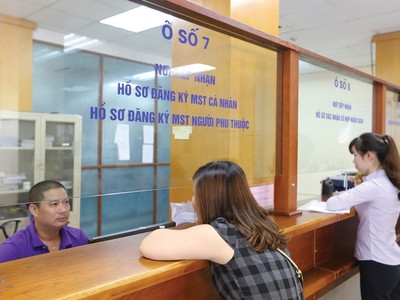 Các giải pháp cải cách thể chế để thúc đẩy tăng trưởng cần ưu tiên hai mục tiêu là khơi dòng vốn đầu tư vào nền kinh tế và thay đổi phương thức quản lý