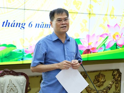 Thứ trưởng Bộ Tài chính Bùi Văn Khắng cho rằng cần có sự quyết tâm cao, sự vào cuộc của các cấp, các ngành để bảo đảm việc xử lý tài sản hiệu quả, tránh thất thoát, lãng phí. Ảnh: Trọng Tín.