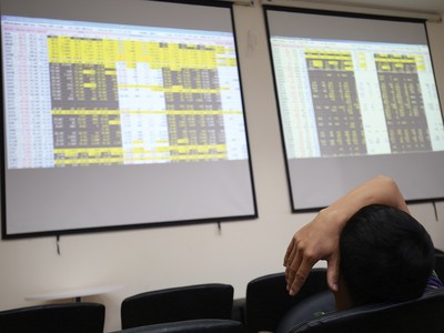 Giáo dục nhận thức tài chính: “Ích nước, lợi nhà”