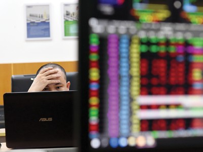 Nhà đầu tư cá nhân hầu như chỉ được tiếp cận với sản phẩm trái phiếu doanh nghiệp thông qua các lời giới thiệu “một chiều”