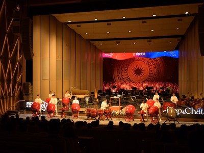 Gala “Đẹp và Chất" là món quà tinh thần ý nghĩa mà ROX Group dành tặng CBNV.