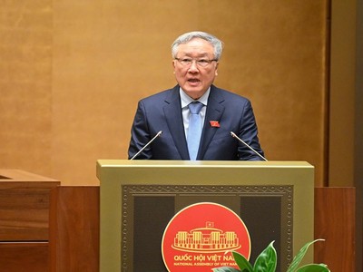 Phó thủ tướng thường trực Nguyễn Hòa Bình 