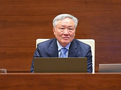 Phó thủ tướng Thường trực Nguyễn Hòa Bình.