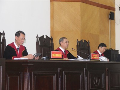 Hội đồng xét xử phúc thẩm vụ Tập đoàn FLC.