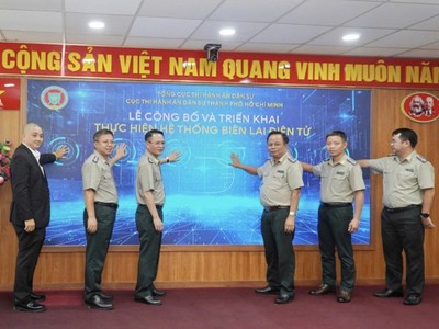 Cục thi hành án dân sự TP.HCM công bố thực hiện hệ thống biên lai điện tử