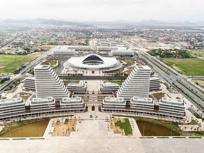 Trung tâm Chính trị - Hành chính TP Hải Phòng là trụ sở của tất cả các cơ quan Đảng, chính quyền, Mặt trận Tổ quốc, tổ chức chính trị - xã hội của thành phố Hải Phòng mới. Ảnh: Lê Tân