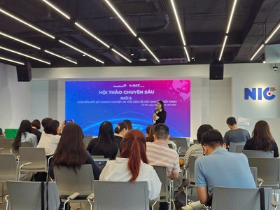 Toàn cảnh hội thảo