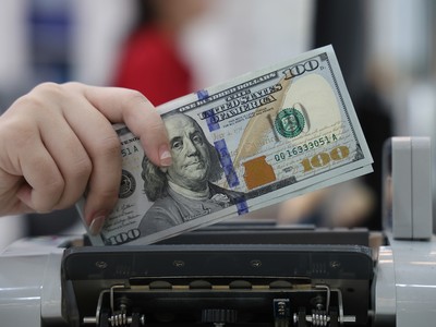 Tỷ giá trung tâm ngày 3/7/2025 ở mức 25.091 đồng/USD - cao nhất từ trước tới nay