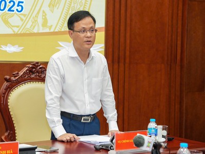 Ông Phạm Chí Quang, Vụ trưởng Vụ Chính sách tiền tệ.