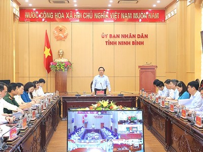 Toàn cảnh hội nghị.