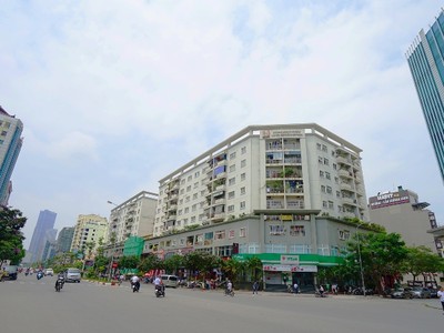 Toà nhà cao tầng D5 - Khu đô thị mới Cầu Giấy - Hà Nội.