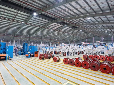 Sản xuất dây cáp điện tại nhà máy CADIVI.