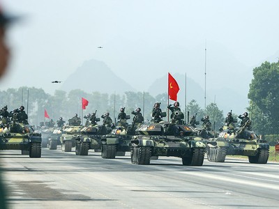 Hình ảnh dàn khí tài, xe đặc chủng hợp luyện chuẩn bị cho đại lễ 2/9 