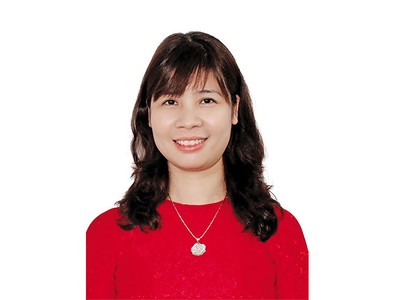 Bà Tạ Thị Thu Việt, Phó trưởng ban Ban Thống kê dịch vụ và giá (Cục Thống kê, Bộ Tài chính) 