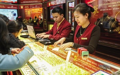 Dự thảo Nghị định sửa đổi Nghị định 24/2012/NĐ-CP sẽ xóa bỏ độc quyền vàng miếng, “cởi trói” cho thị trường vàng. Ảnh: Đức Thanh 