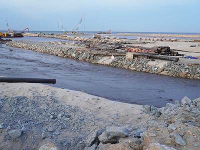 Hiện trường dự án Khu bến cảng Mỹ Thuỷ hiện nay. Ảnh: Mỹ Hạnh